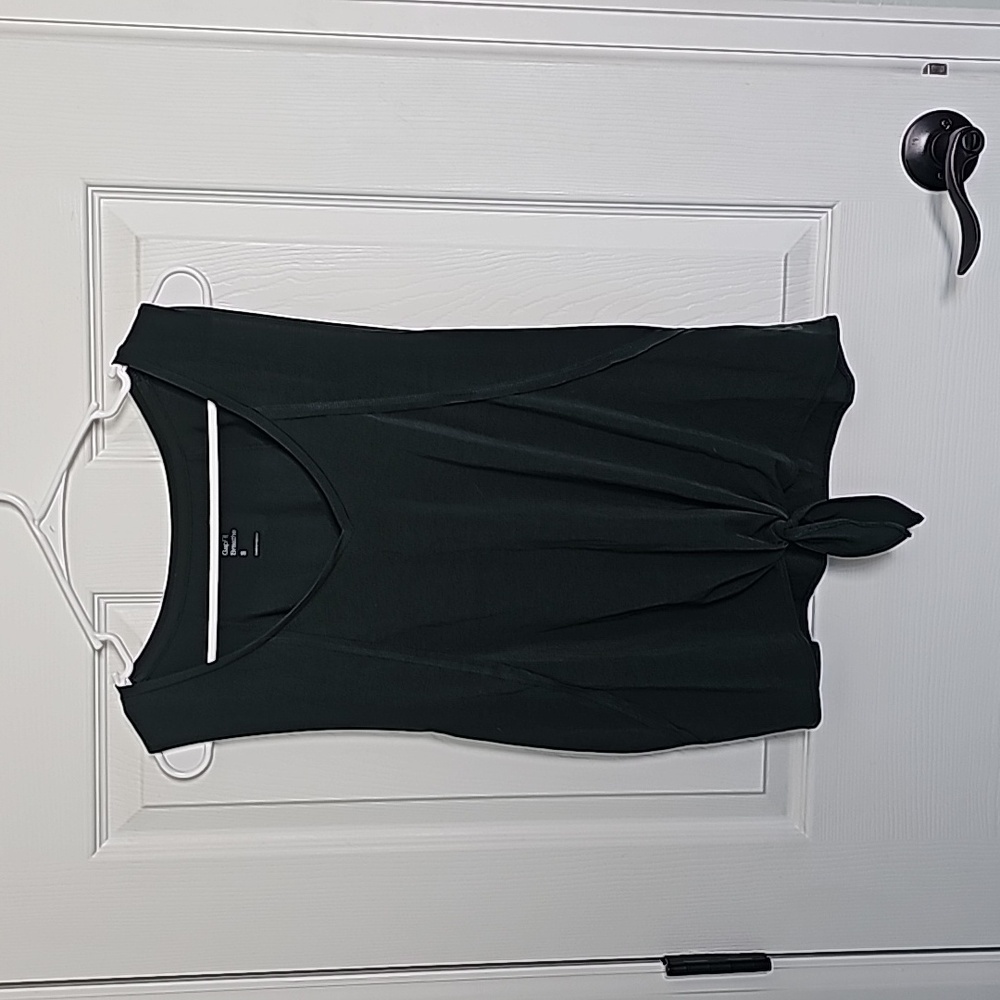 Gapfit tie waist tank. Small